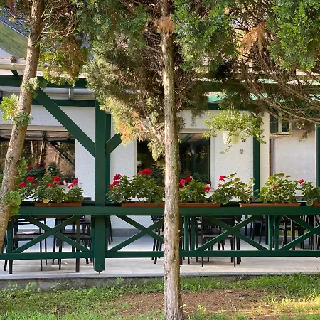 Bed & Breakfast A Fogado 3*